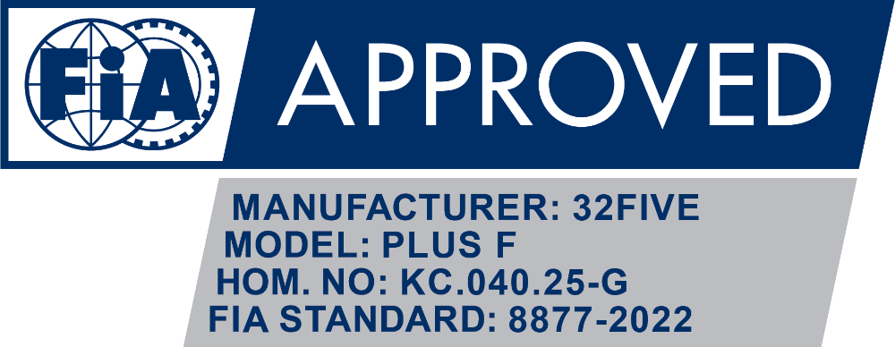 "PLUS F" - UNLEASH - black&white asymmetric